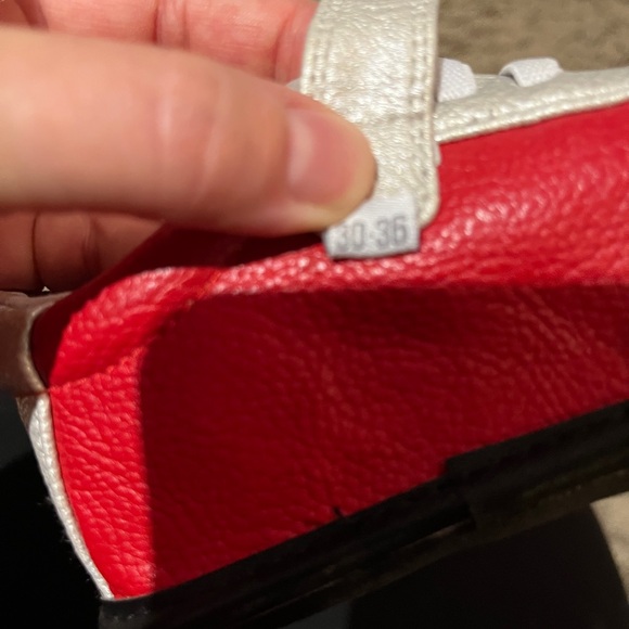 Jack and Lily toddler shoes, size 30-36 month’s - Picture 5 of 6